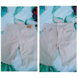 Levi khaki shorts